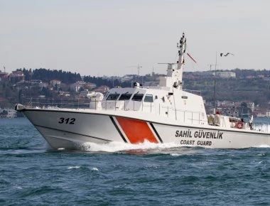 Τουρκικά πολεμικά εντός Εθνικών Χωρικών Υδάτων και NAVTEX στo Αγαθονήσι με αφορμή το πολύνεκρο ναυάγιο